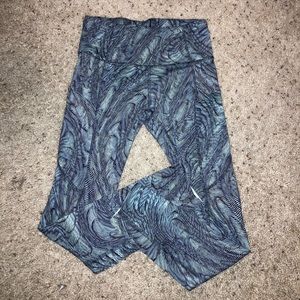 Lululemon Fast & Free High Rise Tight 25” size 4 - Dimensional Blue Icing Multi